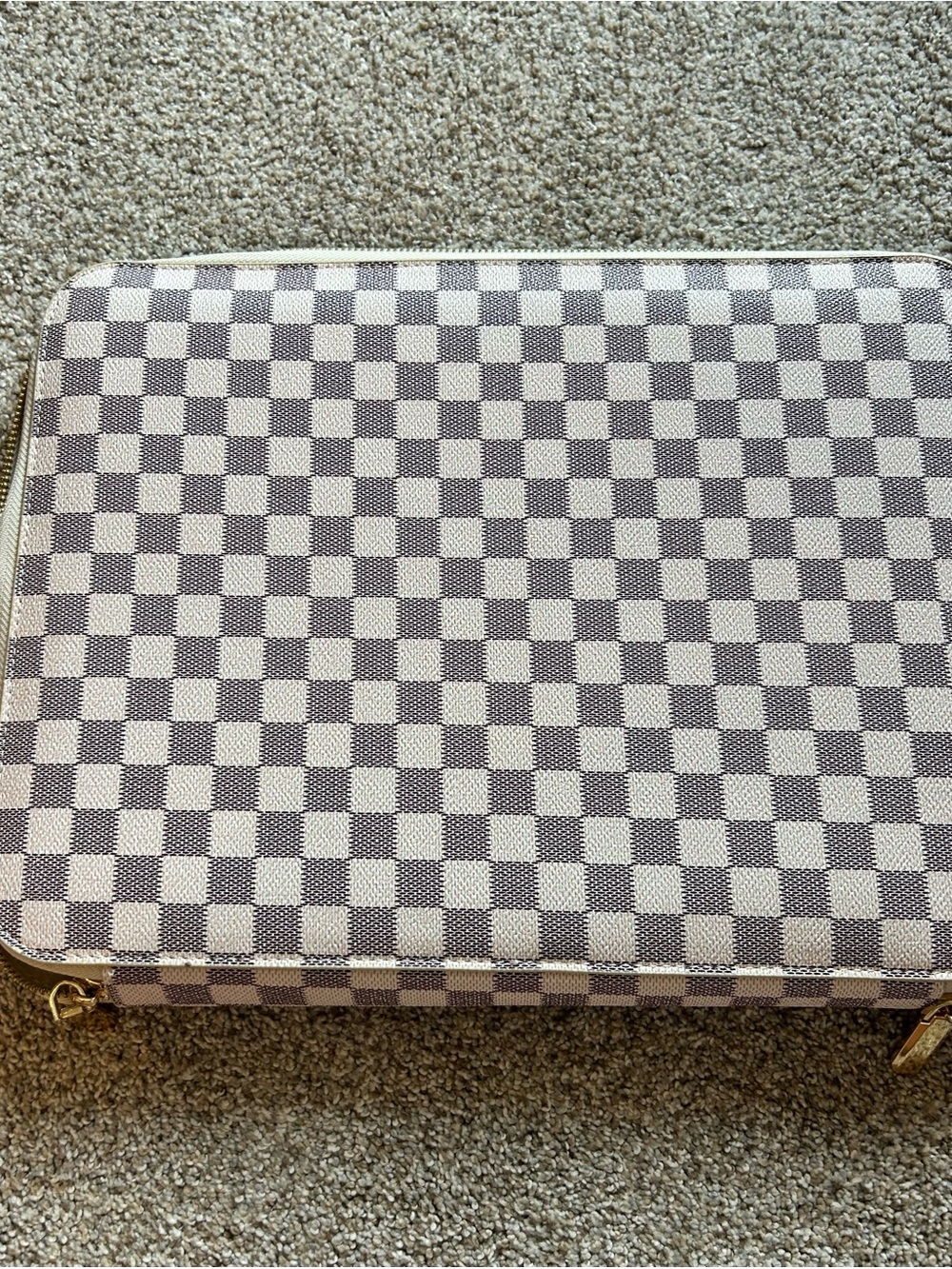 Checkerboard Zip Laptop Sleeve in Light Gray and White